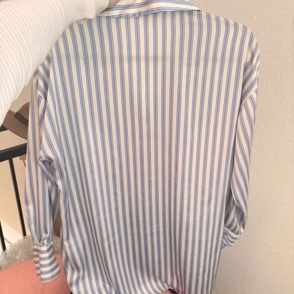 Maison d' Amelie Paris Striped Buttondown blouse baby blue oversized Small - Picture 3 of 5